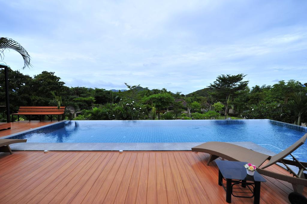 Dusit Talai Resort Nong Nam Daeng Extérieur photo