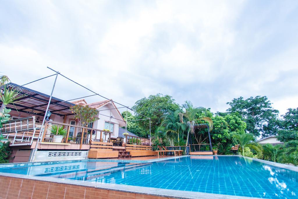 Dusit Talai Resort Nong Nam Daeng Extérieur photo