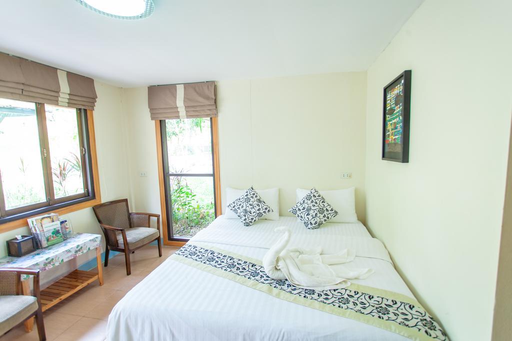 Dusit Talai Resort Nong Nam Daeng Extérieur photo