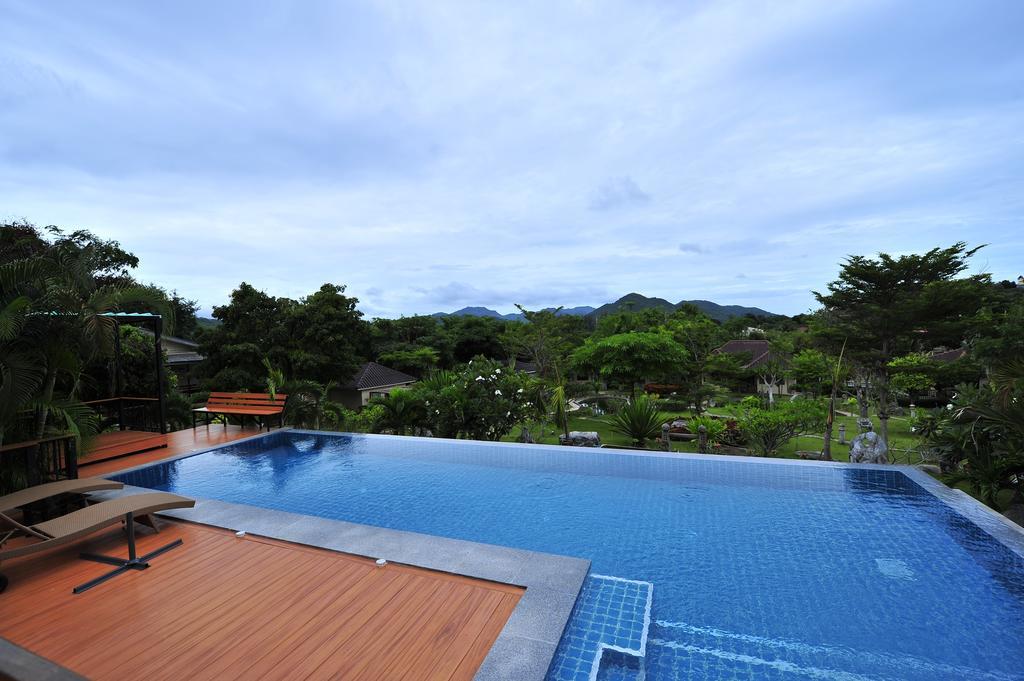 Dusit Talai Resort Nong Nam Daeng Extérieur photo