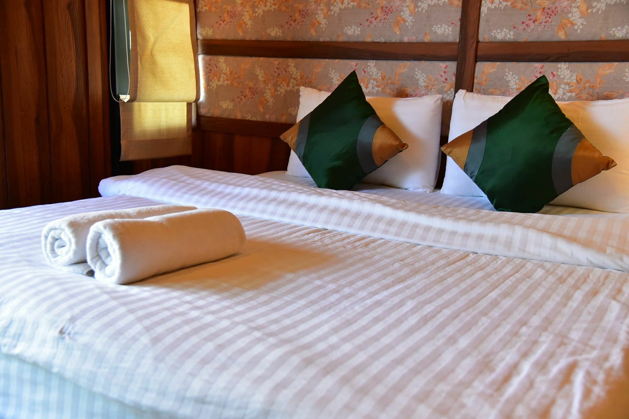 Dusit Talai Resort Nong Nam Daeng Extérieur photo