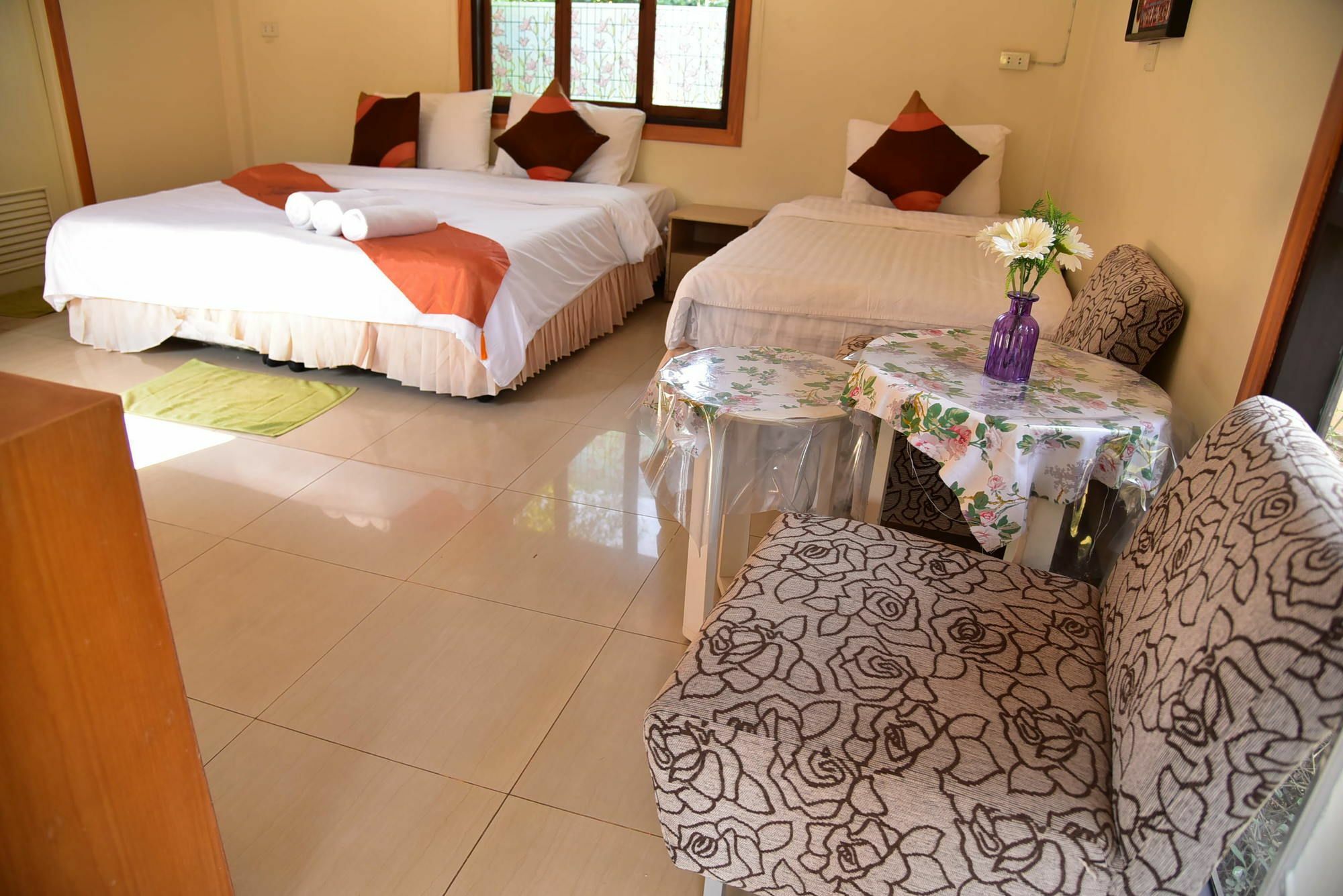Dusit Talai Resort Nong Nam Daeng Extérieur photo