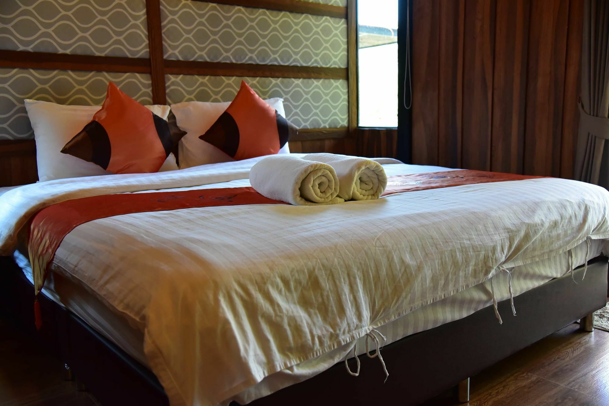 Dusit Talai Resort Nong Nam Daeng Extérieur photo