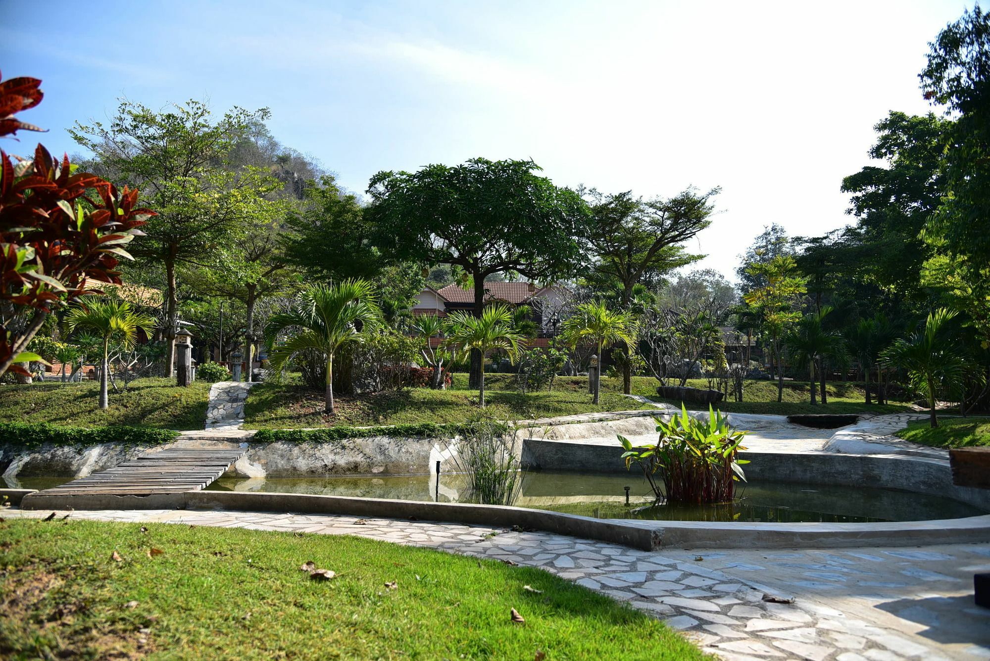 Dusit Talai Resort Nong Nam Daeng Extérieur photo